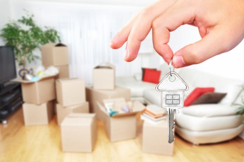 Experienced movers assisting with a smooth move in Ealing